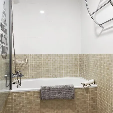 Familiar Apartament A شقة سورت